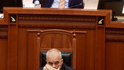 2016/03/Meta-Rama-flasin-ne-telefon.jpg