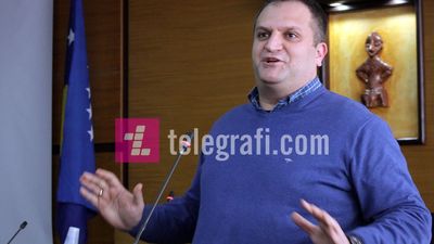 2016/03/Shpend-Ahmeti-seanca-e-kuvendit-komunal-prishtine-foto-ridvan-slivova-02-1.jpg