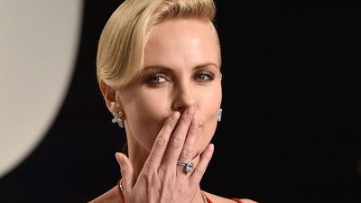 2016/03/CharlizeTheron.jpg