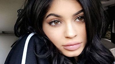 2016/03/KylieJenner-2.jpg
