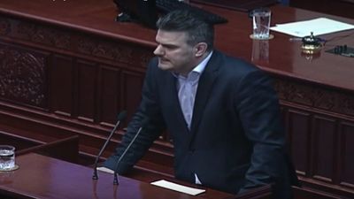 2016/04/Imer-Aliu-parlament.jpg