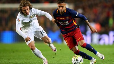 2016/04/LukaModricFCBarcelonavRealMadridCFpj0rc8kMqc9x.jpg