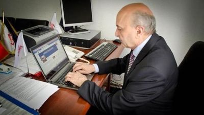 2016/04/kryeministri-isa-mustafa-ne-facebook.jpg