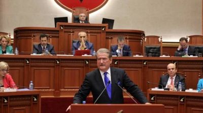 2016/04/Sali-Berisha-Kuvend-Rama-mbas3-565x376.jpg