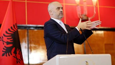2016/05/Edi-Rama_me_duar.jpg