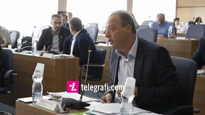 2016/06/kuvendi.jpg