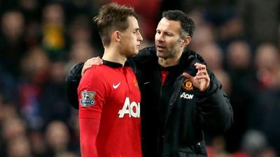 2016/07/62685_giggs_januzaj.jpg