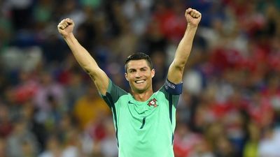 2016/07/ronaldo-karto-1.jpg