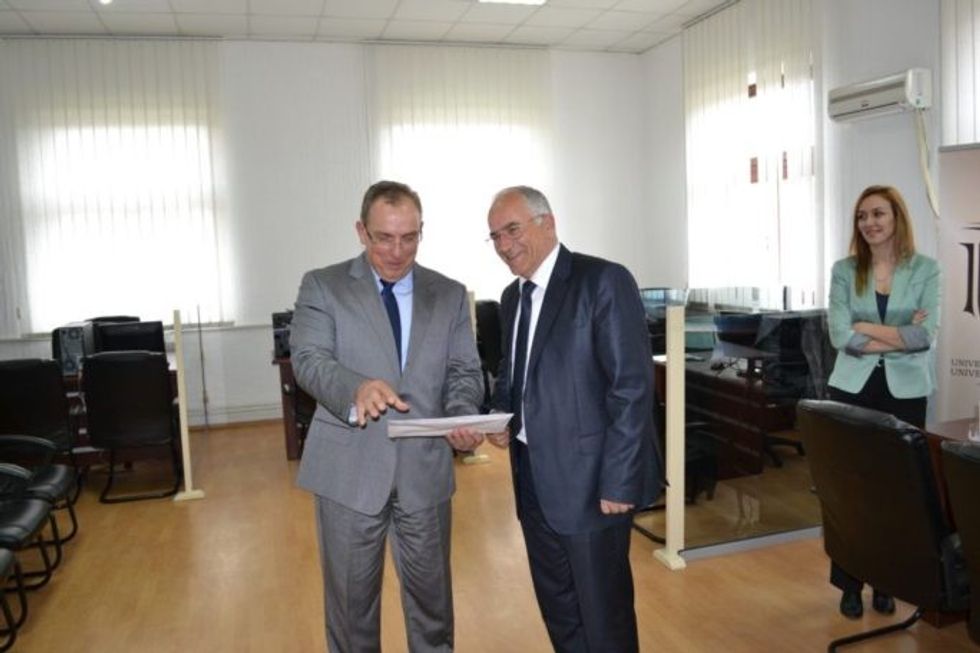 ????????????????????????????????????