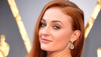 2016/07/SophieTurner.jpg