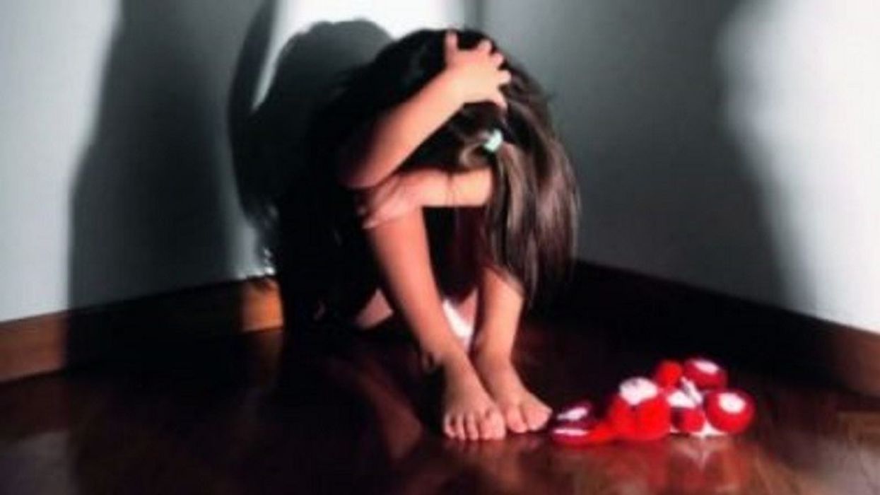 Shpërndau materiale me përmbajtje të shfrytëzimit seksual të fëmijëve, arrestohet shtetasi i Turqisë në Lipjan Shpërndau materiale me përmbajtje të shfrytëzimit seksual të fëmijëve, arrestohet shtetasi i Turqisë në Lipjan