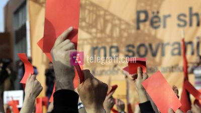 2016/08/protesta-gjithe-popullore-e-organizuar-nga-opozita-17-shkurt-foto-ridvan-slivova-81.jpg