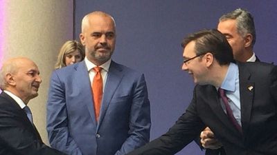 2016/08/rama-vucic-04.jpg