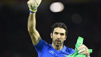 2016/09/buffon-1.jpg