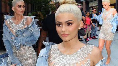 2016/09/kyliejenner.jpg