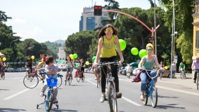 2016/09/tirana-pa-makina-5-qershor-4-1465122192-8712429-1.jpg