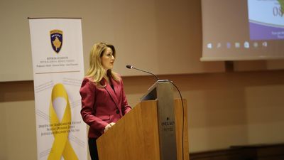 2016/10/hoxha-6.jpg