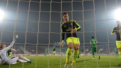 2016/11/granit-xhaka-arsenal.jpg