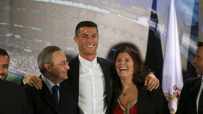 2016/11/cristiano-2-e1478535989710.jpg