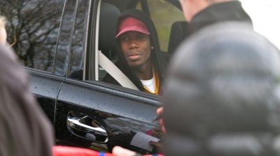 2016/11/pogba-1-1-e1479474967863.jpg