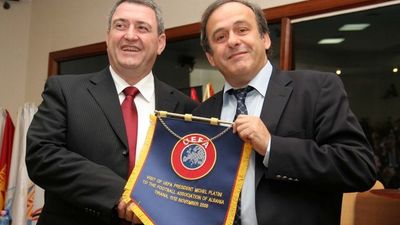 2016/11/platini.jpg