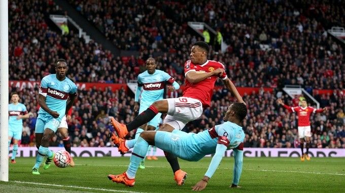 2016/11/man-utd-4.jpg