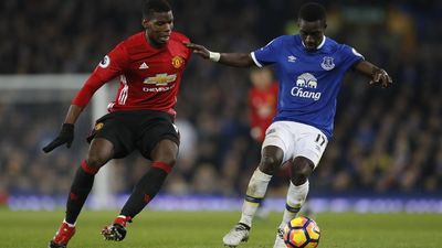 2016/12/pogba-vs-gueye-e1480874804552.jpg