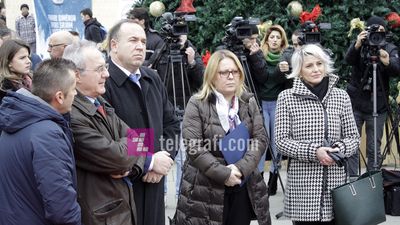 2016/12/Hapja-e-panairit-dimror-foto-Ridvan-Slivova-9.jpg