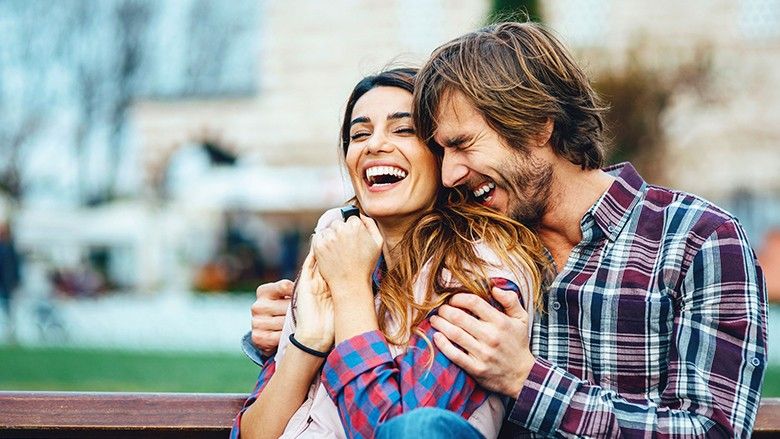 2016/12/02-20-things-happy-couples-do-laugh.jpg