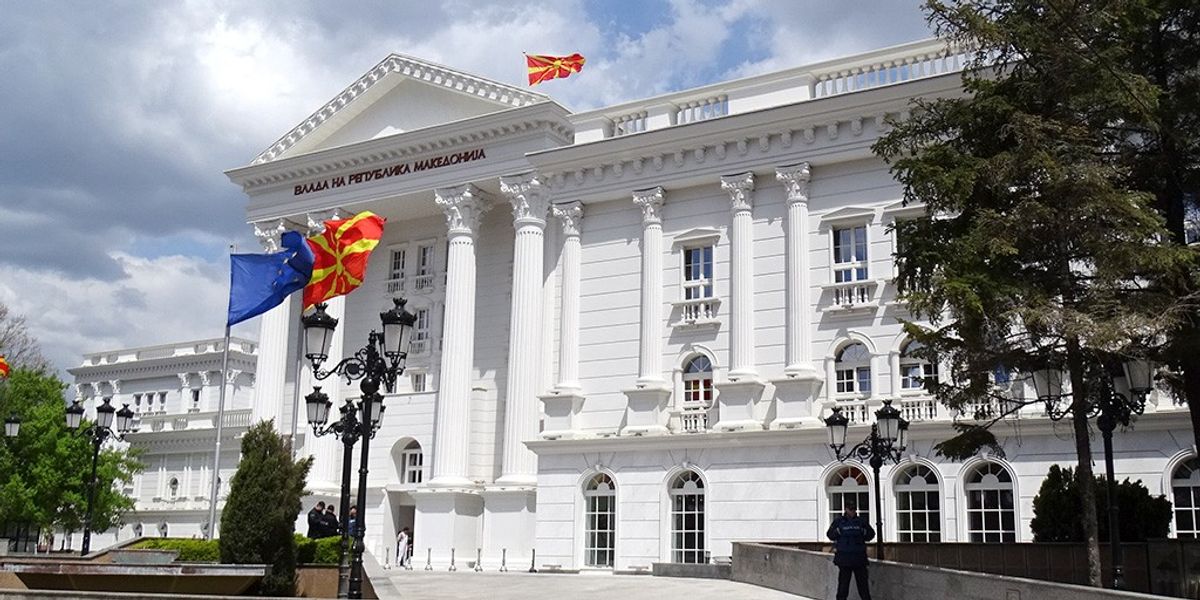 Qeveria: Bisedimet për rikonstruimin po vazhdojnë me partnerët e koalicionit, procesi kërkon kohë dhe qasje serioze Qeveria: Bisedimet për rikonstruimin po vazhdojnë me partnerët e koalicionit, procesi kërkon kohë dhe qasje serioze