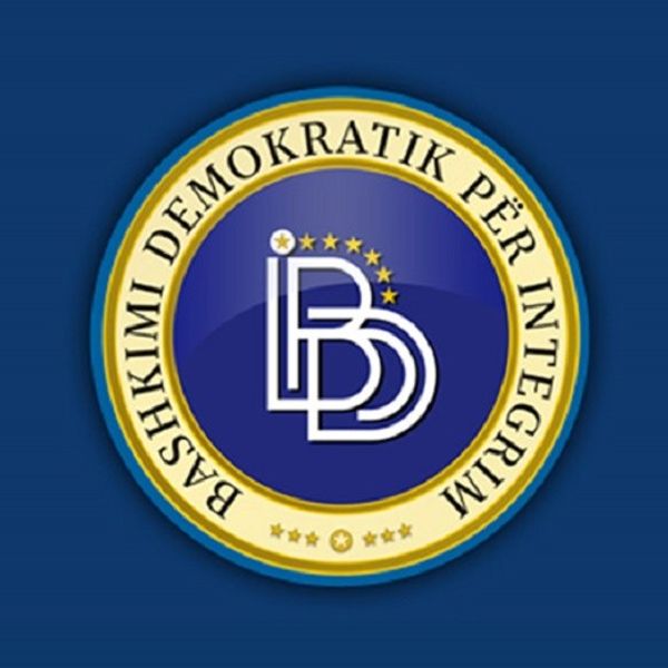 BDI: Komuna e Tetovës nuk e mbrojti vendimin e vitit 2007 për emërtimin shqip të rrugëve dhe sheshit BDI: Komuna e Tetovës nuk e mbrojti vendimin e vitit 2007 për emërtimin shqip të rrugëve dhe sheshit