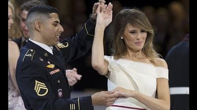 2017/01/melania-ballo.jpg