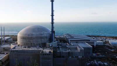 2017/02/flamanville-nuclear-power-plant.jpg