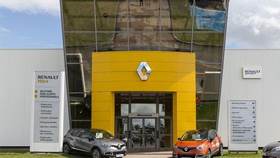 2017/03/renault-sales.jpg