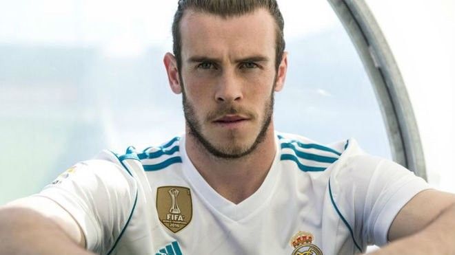 2017/06/bale-12.jpg