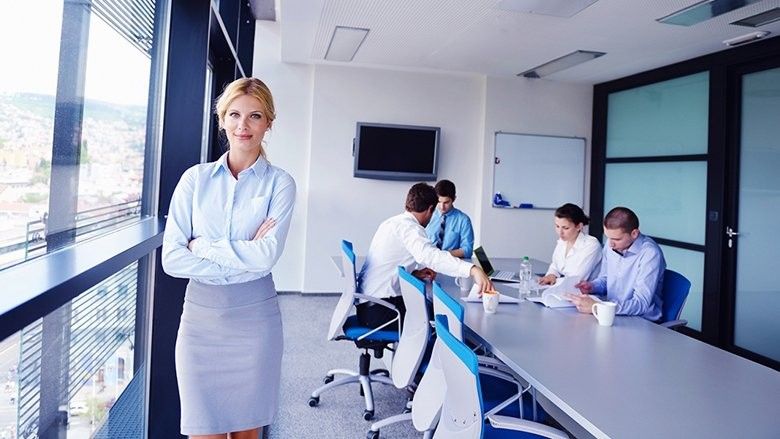 2013/06/20151021183642-woman-leaders-leader-in-charge-business-meeting.jpg