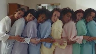 2017/07/dua-lipaa-2.jpg