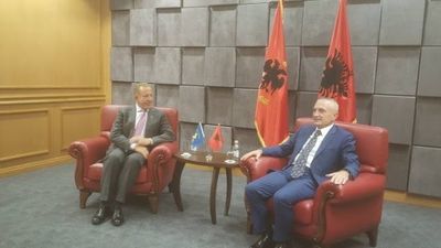 2017/09/meta-pacolli.jpg