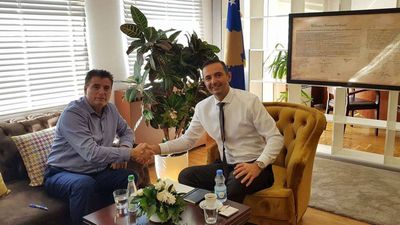 2017/09/Ministri-Lluka-Kryetari-Agim-Bahtiri-e1505819618781.jpg