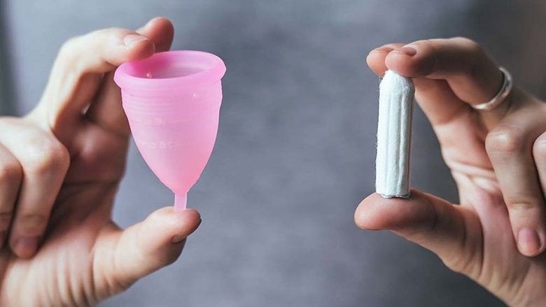 2013/10/800_menstrual-cup-tampon.jpg