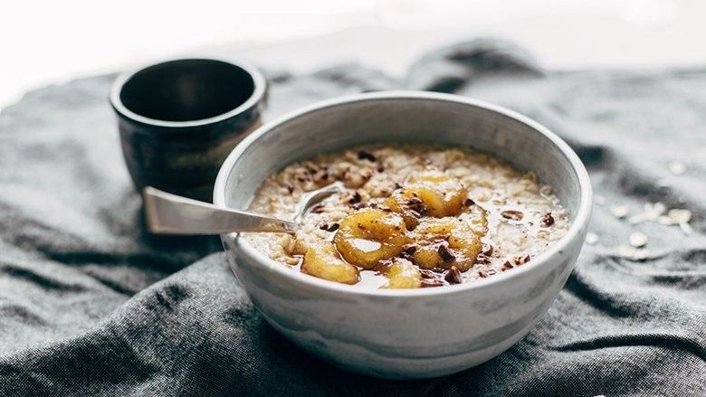 2017/10/banana-oatmeal-4.jpg
