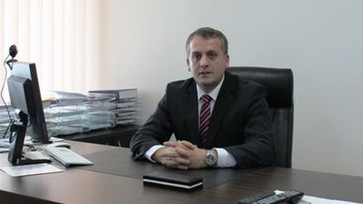 2017/11/bahriu.jpg