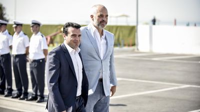 2017/12/Zoran_Zaev_with_Edi_Rama-e1513323206220.jpg