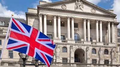 2018/03/bigstock-Bank-of-England-and-British-fl-114624815-821x600-e1522310242406.jpg