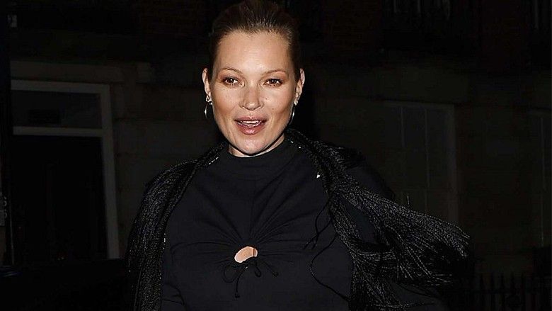 2018/03/Kate-Moss-at-Marks-Club-for-a-Vogue-Dinner-in-London-1.jpg