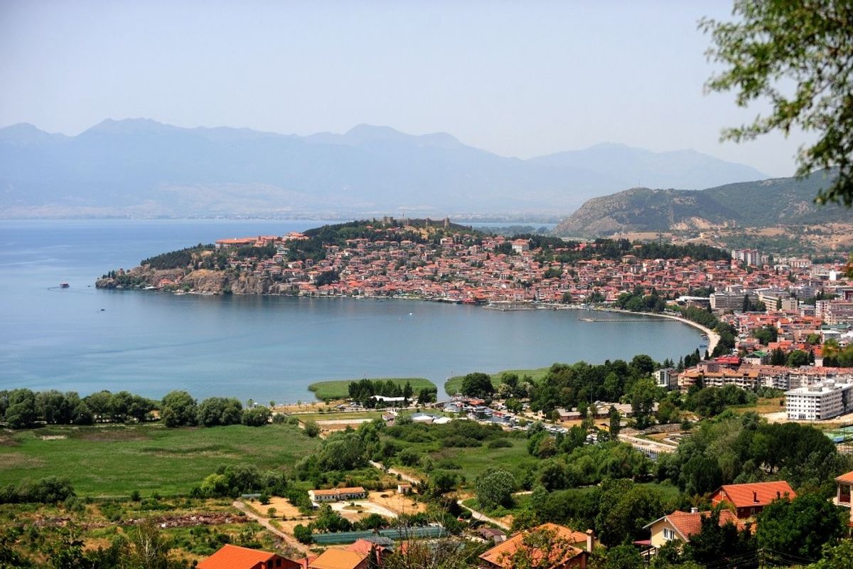 Ndërtimet pa leje në Ohër, rrezik për tragjedi të reja Ndërtimet pa leje në Ohër, rrezik për tragjedi të reja