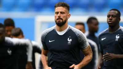 2018/07/giroud.jpg