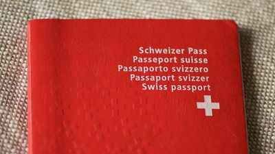 2018/07/swiss-passport-rand-reduziert.jpg
