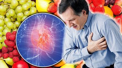 2018/07/heart-attack-diet-symptoms-signs-blueberries-fruit-990009.jpg