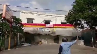 2018/08/termeti-ne-indonezi.jpg